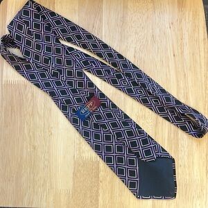 REPP Ltd Silk Geometric Design Necktie Made in Italy